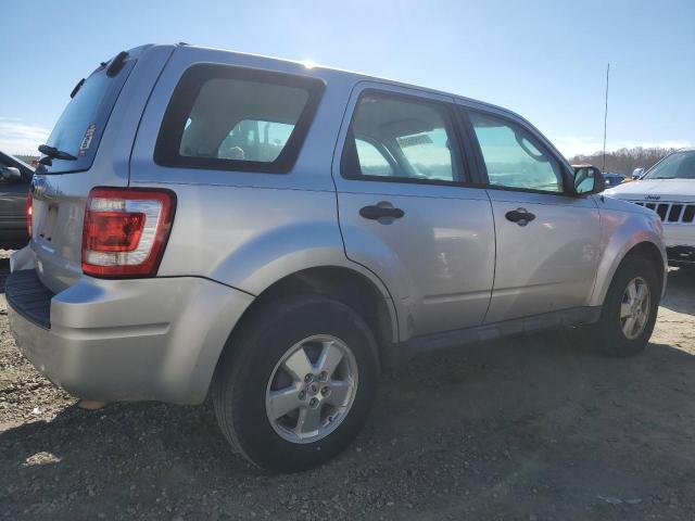 1FMCU0C7XCKB38627 - 2012 FORD ESCAPE XLS SILVER photo 3