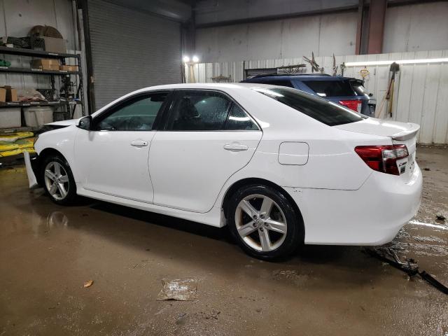 4T1BF1FK8EU861623 - 2014 TOYOTA CAMRY L WHITE photo 2