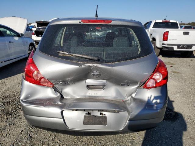 3N1BC1CP8CK299414 - 2012 NISSAN VERSA S GRAY photo 6