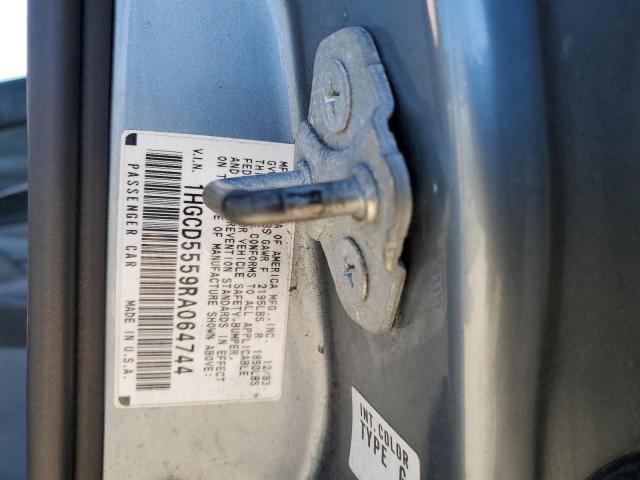 1HGCD5559RA064744 - 1994 HONDA ACCORD EX SILVER photo 12