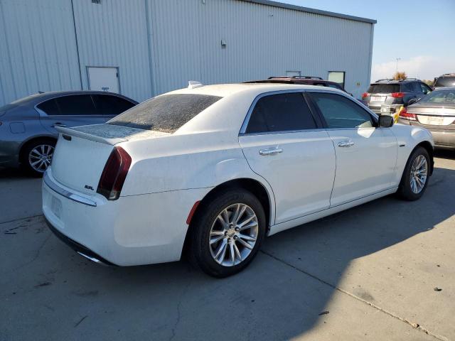 2C3CCAET7FH893645 - 2015 CHRYSLER 300C WHITE photo 3