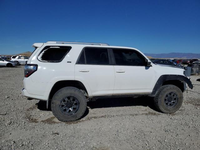 JTEBU5JR2G5405728 - 2016 TOYOTA 4RUNNER SR5/SR5 PREMIUM 白色 照片 3