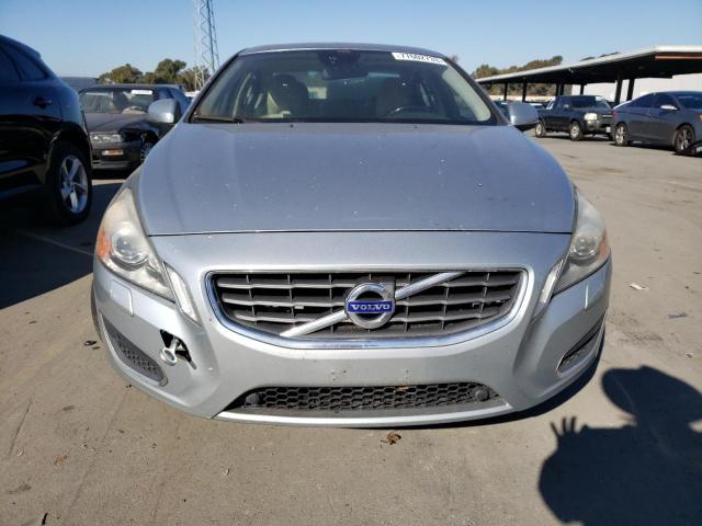 YV1612FS8D2170994 - 2013 VOLVO S60 T5 SILVER photo 5