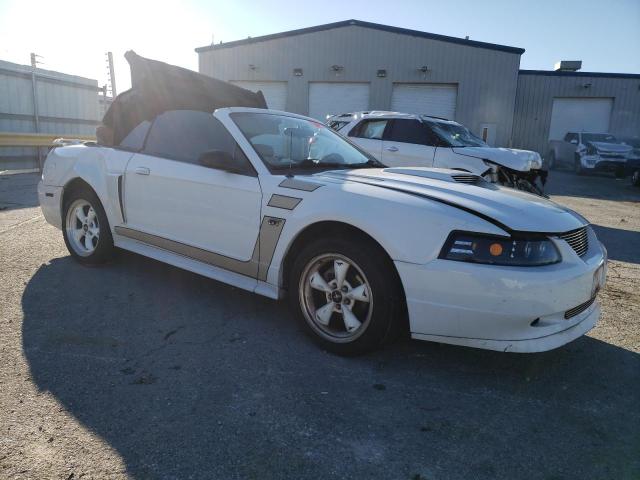 1FAFP45X71F132745 - 2001 FORD MUSTANG GT WHITE photo 4