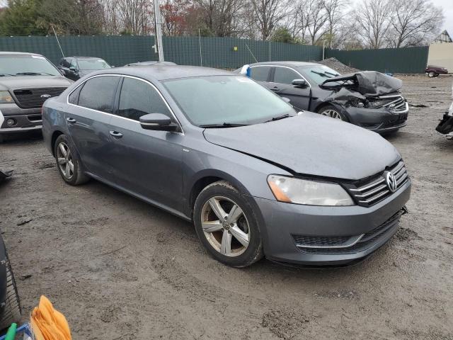 1VWAS7A34EC036373 - 2014 VOLKSWAGEN PASSAT S GRAY photo 4