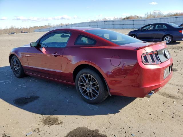 1ZVBP8AM3E5260789 - 2014 FORD MUSTANG RED photo 2