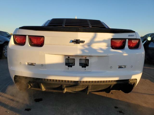 2G1FK1EJ4C9201768 - 2012 CHEVROLET CAMARO 2SS WHITE photo 6