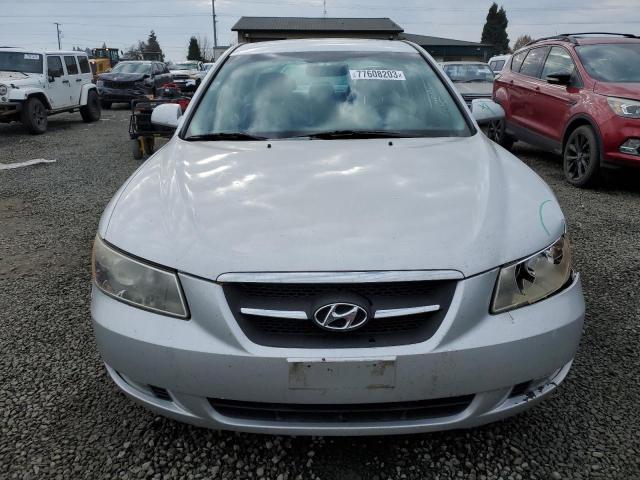 5NPEU46F58H315615 - 2008 HYUNDAI SONATA SE SILVER photo 5