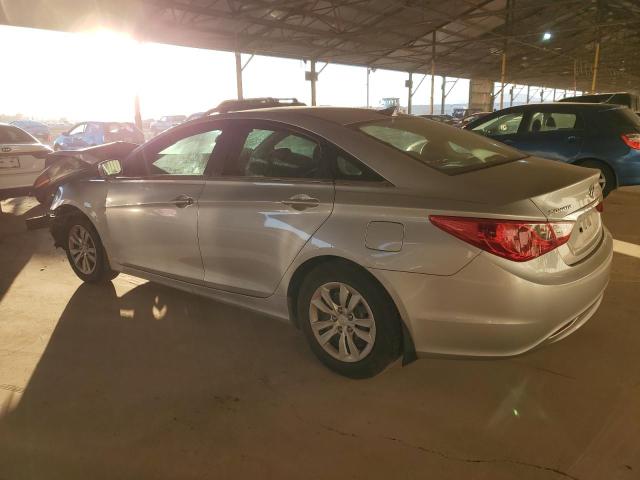 5NPEB4AC7DH525937 - 2013 HYUNDAI SONATA GLS SILVER photo 2