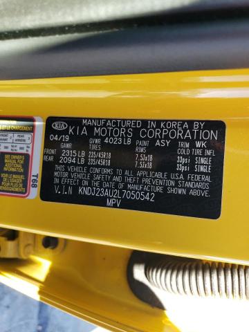 KNDJ23AU2L7050542 - 2020 KIA SOUL LX YELLOW photo 12