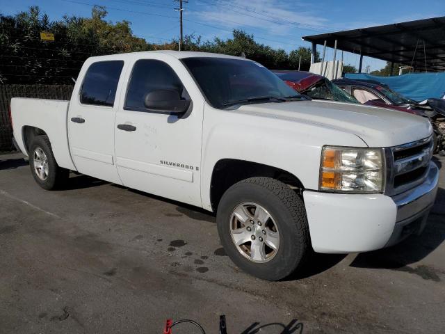 2GCEC13J371655937 - 2007 CHEVROLET SILVERADO C1500 CREW CAB WHITE photo 4