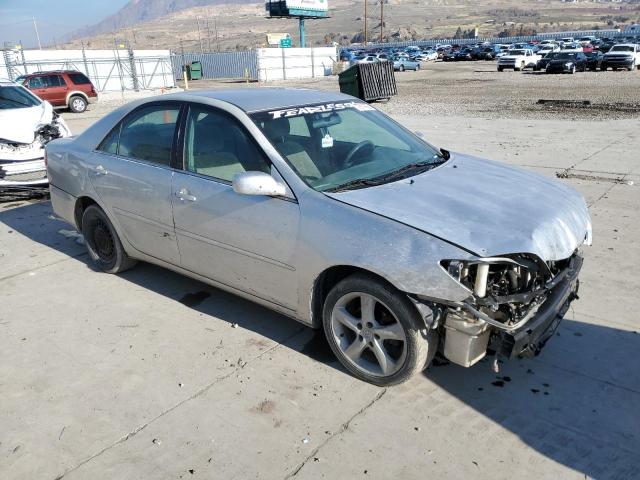 4T1BE32K24U351822 - 2004 TOYOTA CAMRY LE SILVER photo 4