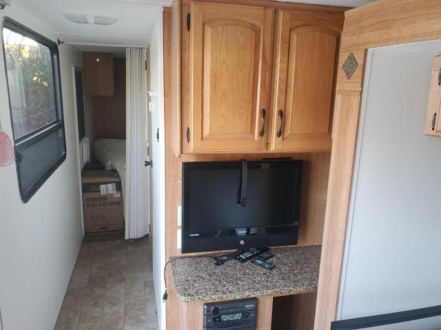 4YDT3712891532369 - 2009 KEYSTONE SPRINTER WHITE photo 6