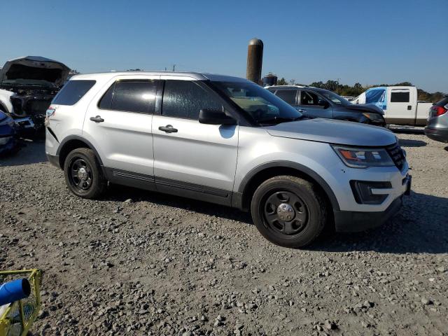 1FM5K8AR2HGE13581 - 2017 FORD EXPLORER POLICE INTERCEPTOR 银色 照片 4