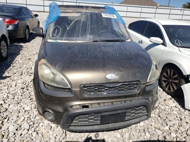 KNDJT2A68D7482515 - 2013 KIA SOUL + BROWN photo 5