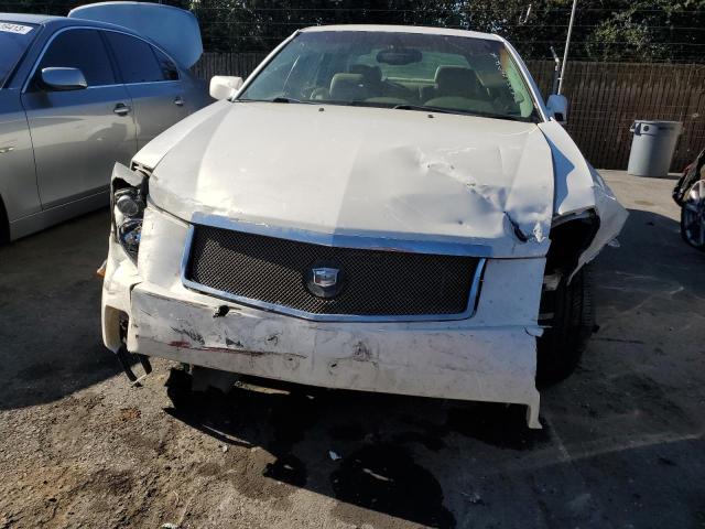 1G6DM57NX40186224 - 2004 CADILLAC CTS WHITE photo 5