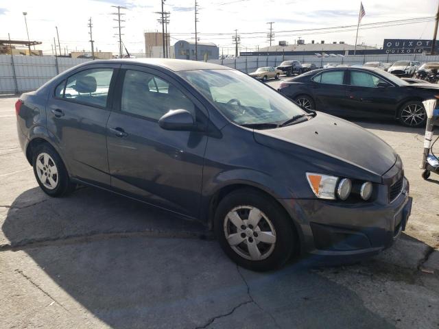 1G1JA5SGXD4208239 - 2013 CHEVROLET SONIC LS 灰色 照片 4