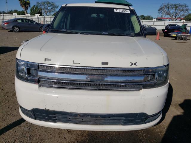 2FMGK5B85DBD27549 - 2013 FORD FLEX SE WHITE photo 5