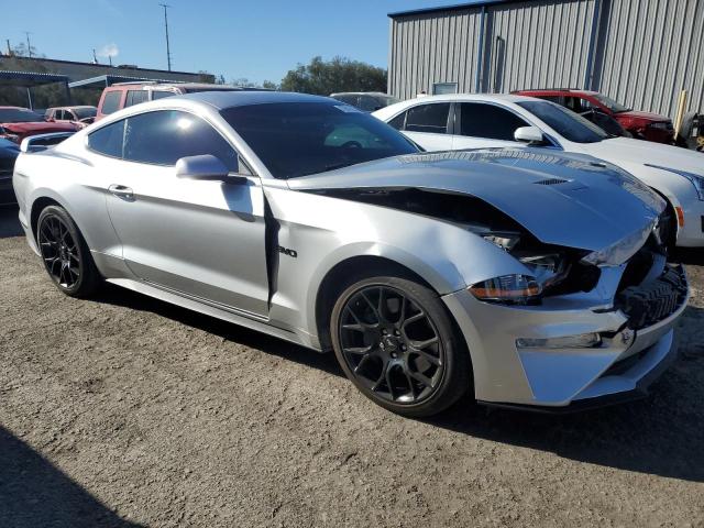 1FA6P8TH6J5159931 - 2018 FORD MUSTANG SILVER photo 4