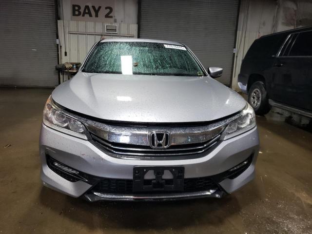 1HGCR2F5XHA262522 - 2017 HONDA ACCORD SPORT SILVER photo 5