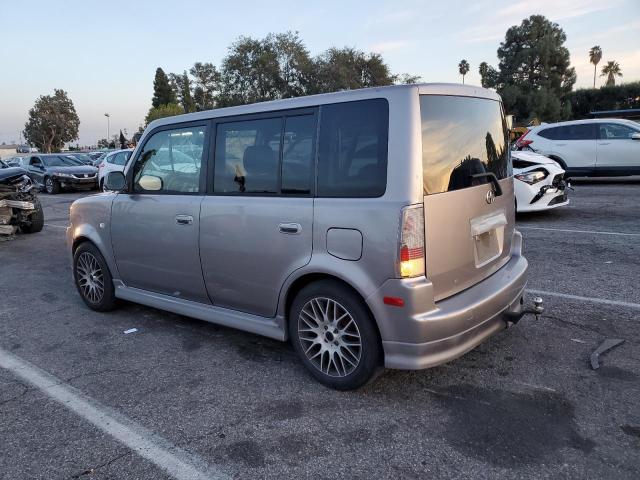 JTLKT324740148299 - 2004 TOYOTA SCION XB SILVER photo 2