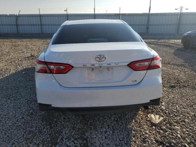 4T1B11HK8JU501208 - 2018 TOYOTA CAMRY L WHITE photo 6