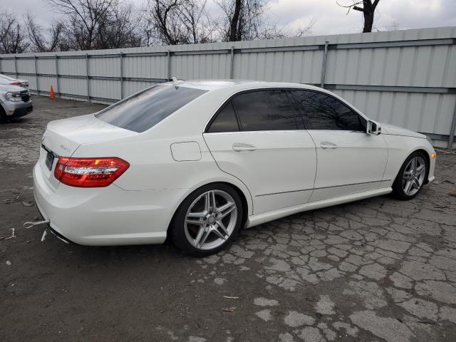 WDDHF9AB1BA321568 - 2011 MERCEDES-BENZ E 550 4MATIC WHITE photo 3