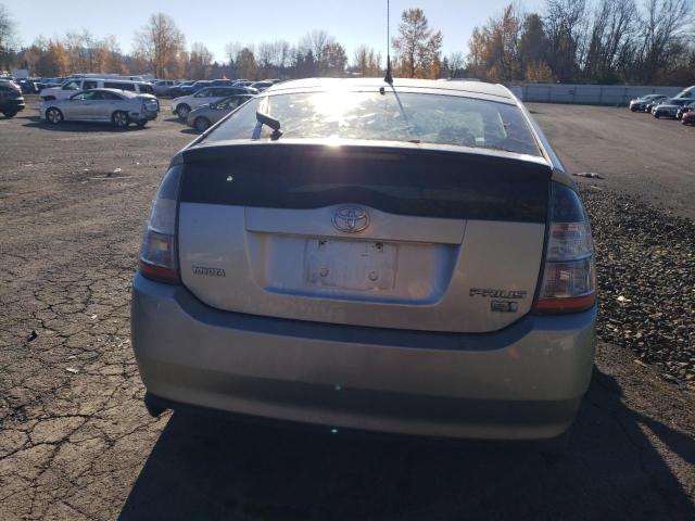 JTDKB22U057044447 - 2005 TOYOTA PRIUS SILVER photo 6