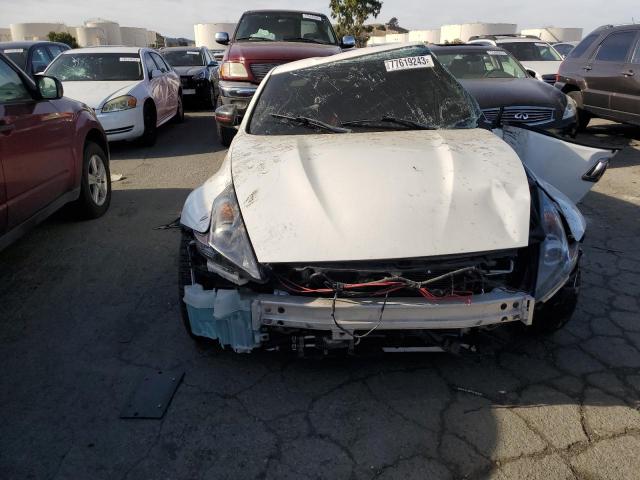 JN1AZ4EH0KM420775 - 2019 NISSAN 370Z BASE WHITE photo 5