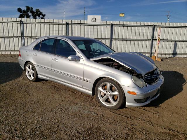 WDBRF52H46F743609 - 2006 MERCEDES-BENZ C 230 SILVER photo 4