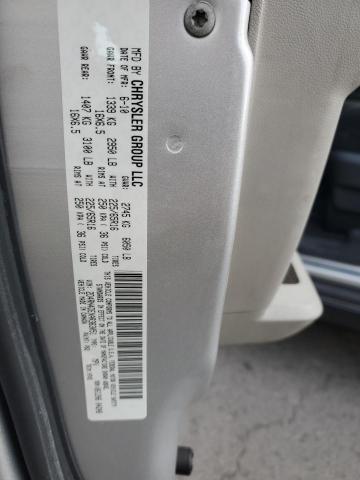 2D4RN4DEXAR363051 - 2010 DODGE GRAND CARA SE SILVER photo 13