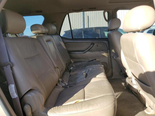 5TDZT34A14S238283 - 2004 TOYOTA SEQUOIA SR5 TAN photo 11