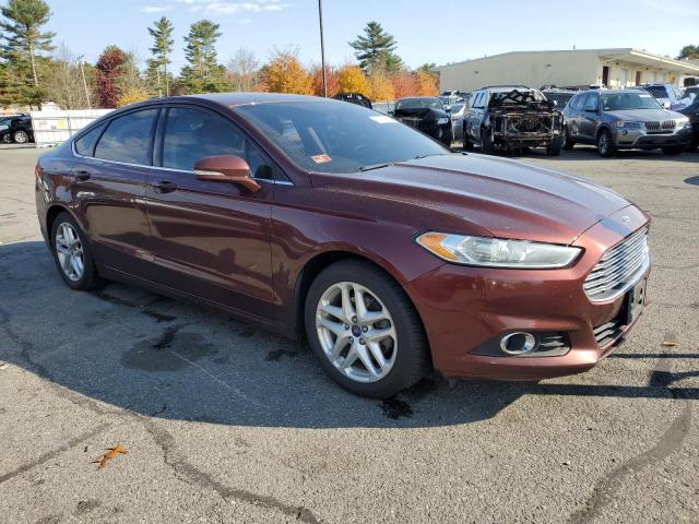 3FA6P0H79FR287750 - 2015 FORD FUSION SE MAROON photo 4