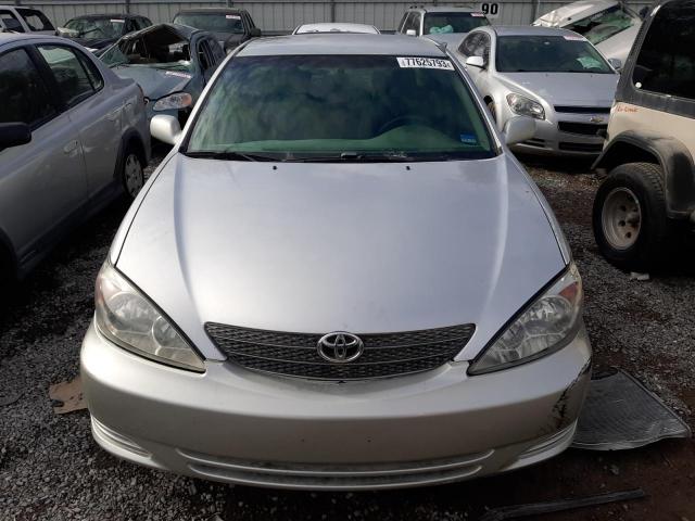 4T1BF32K12U520464 - 2002 TOYOTA CAMRY LE SILVER photo 5