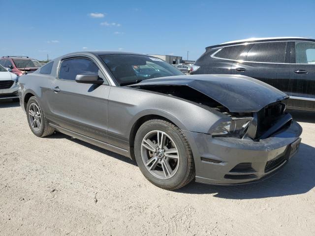 1ZVBP8AM3D5227421 - 2013 FORD MUSTANG GRAY photo 4