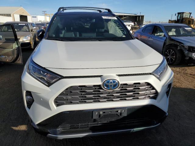 2T3E6RFV6MW017804 - 2021 TOYOTA RAV4 XSE WHITE photo 5