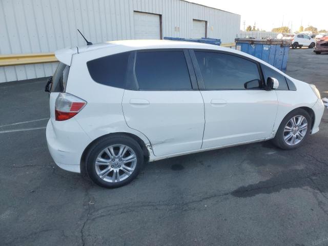 JHMGE88419S005892 - 2009 HONDA FIT SPORT WHITE photo 3