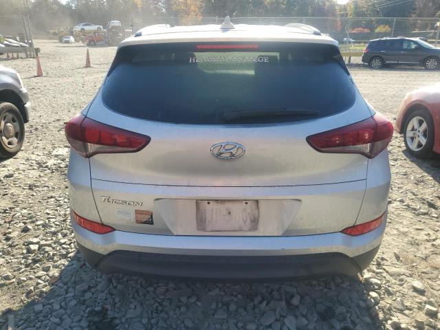 KM8J33A40JU664495 - 2018 HYUNDAI TUCSON SEL SILVER photo 6