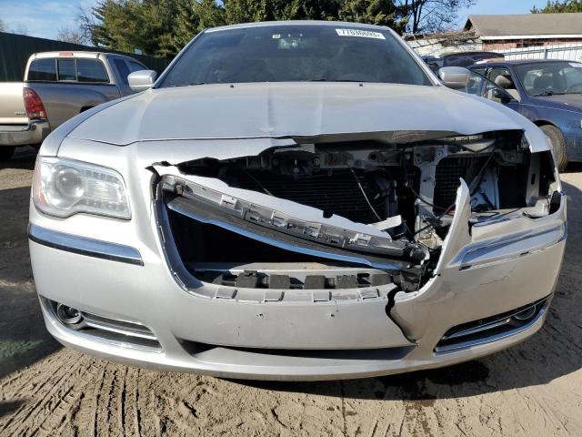 2C3CCAAG0CH272607 - 2012 CHRYSLER 300 SILVER photo 5