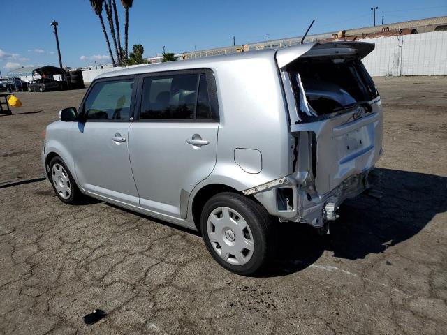 JTLZE4FE3CJ008843 - 2012 TOYOTA SCION XB SILVER photo 2