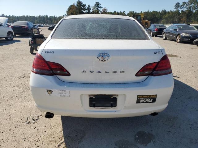 4T1BK36B88U274916 - 2008 TOYOTA AVALON XL WHITE photo 6