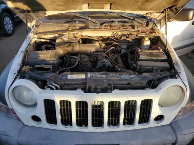 1J4GL48K25W599548 - 2005 JEEP LIBERTY SPORT WHITE photo 12