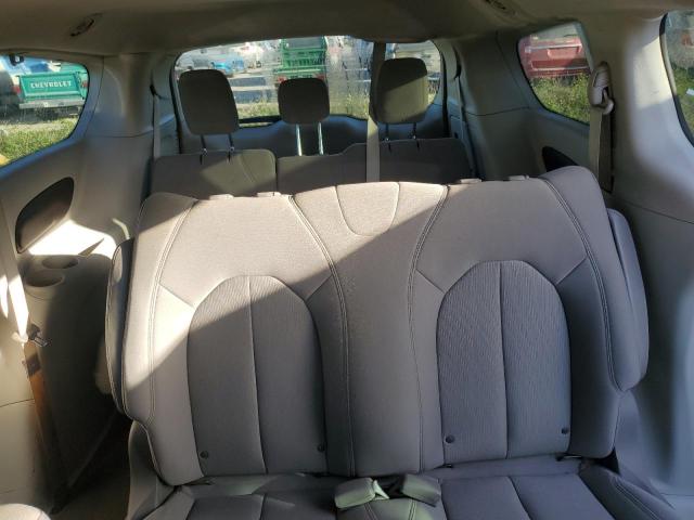 2C4RC1AG0JR103300 - 2018 CHRYSLER PACIFICA L WHITE photo 10