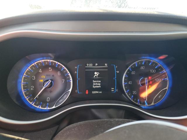 2C4RC1AG0JR103300 - 2018 CHRYSLER PACIFICA L WHITE photo 9