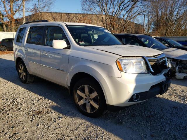 5FNYF4H95DB056891 - 2013 HONDA PILOT TOURING WHITE photo 4