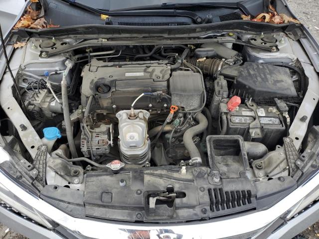 1HGCR2F09GA214996 - 2016 HONDA ACCORD EX SILVER photo 11