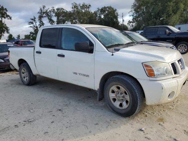 1N6BA07A67N220063 - 2007 NISSAN TITAN XE WHITE photo 4