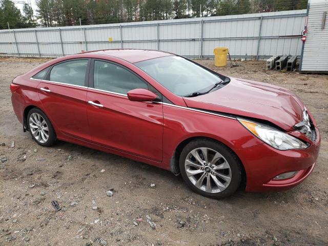 5NPEC4AC0DH550675 - 2013 HYUNDAI SONATA SE RED photo 4