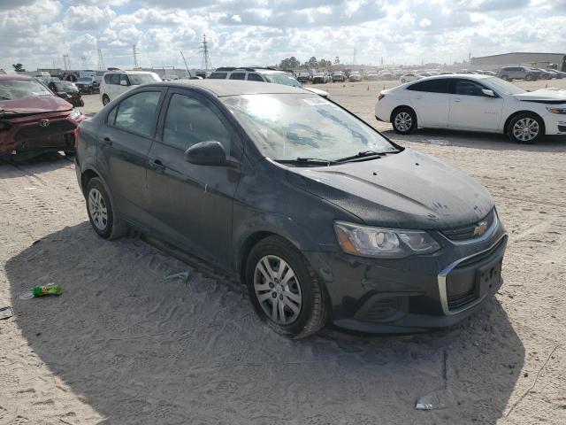 1G1JB5SH6J4136294 - 2018 CHEVROLET SONIC LS შავი ფოტო 4