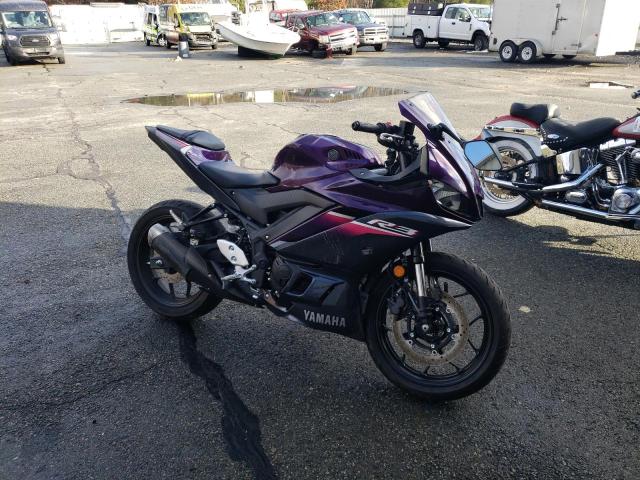 MH3RH18Y3PK010800 - 2023 YAMAHA YZFR3 A PURPLE photo 1